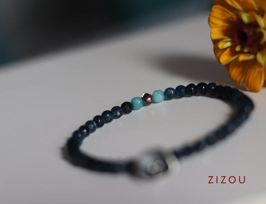 Black flower / elastic bracelet