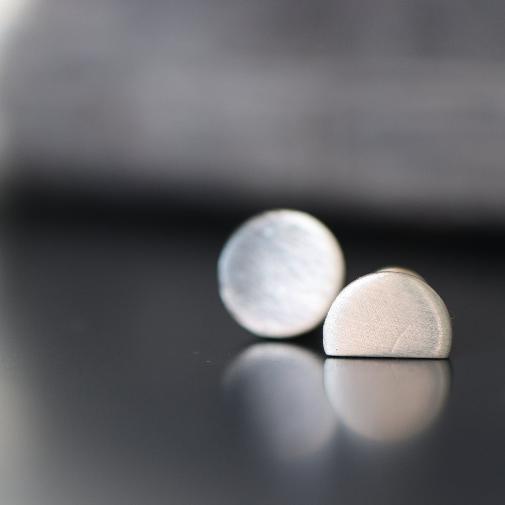 Moon / earrings / small
