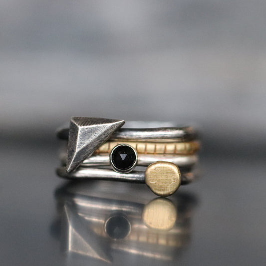 4U1 Escape the ordinary III / ring