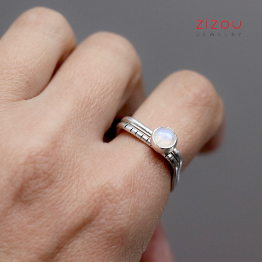 2-in-1 Moonstone / Square / Ring