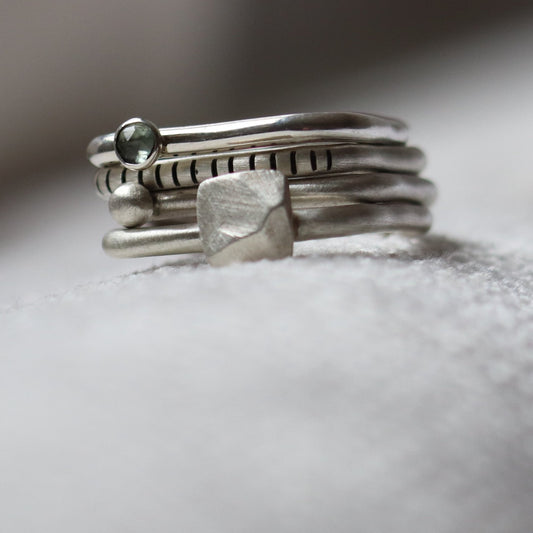 4U1 Spring vibes / prehnite / square/ ring