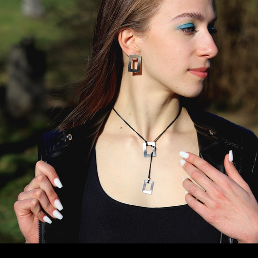 Windows / Necklace