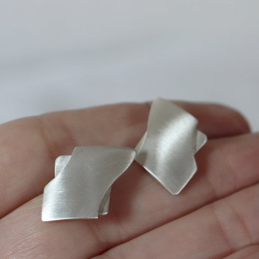 Fragment / earrings