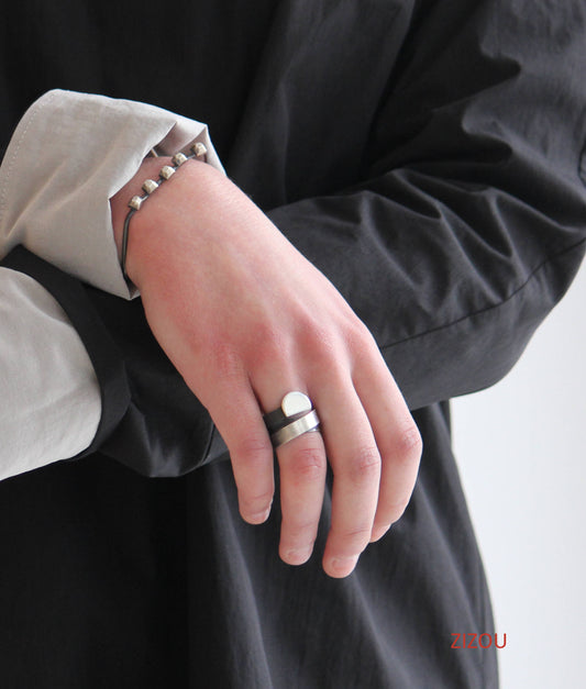 Tattoo / half circle / ring