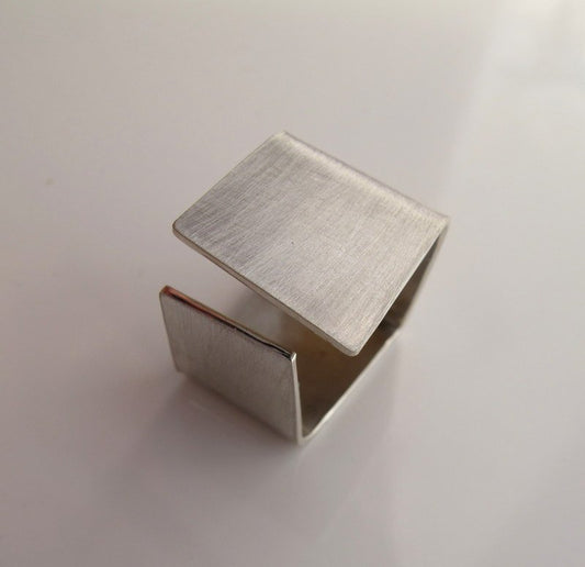Cube / Ring