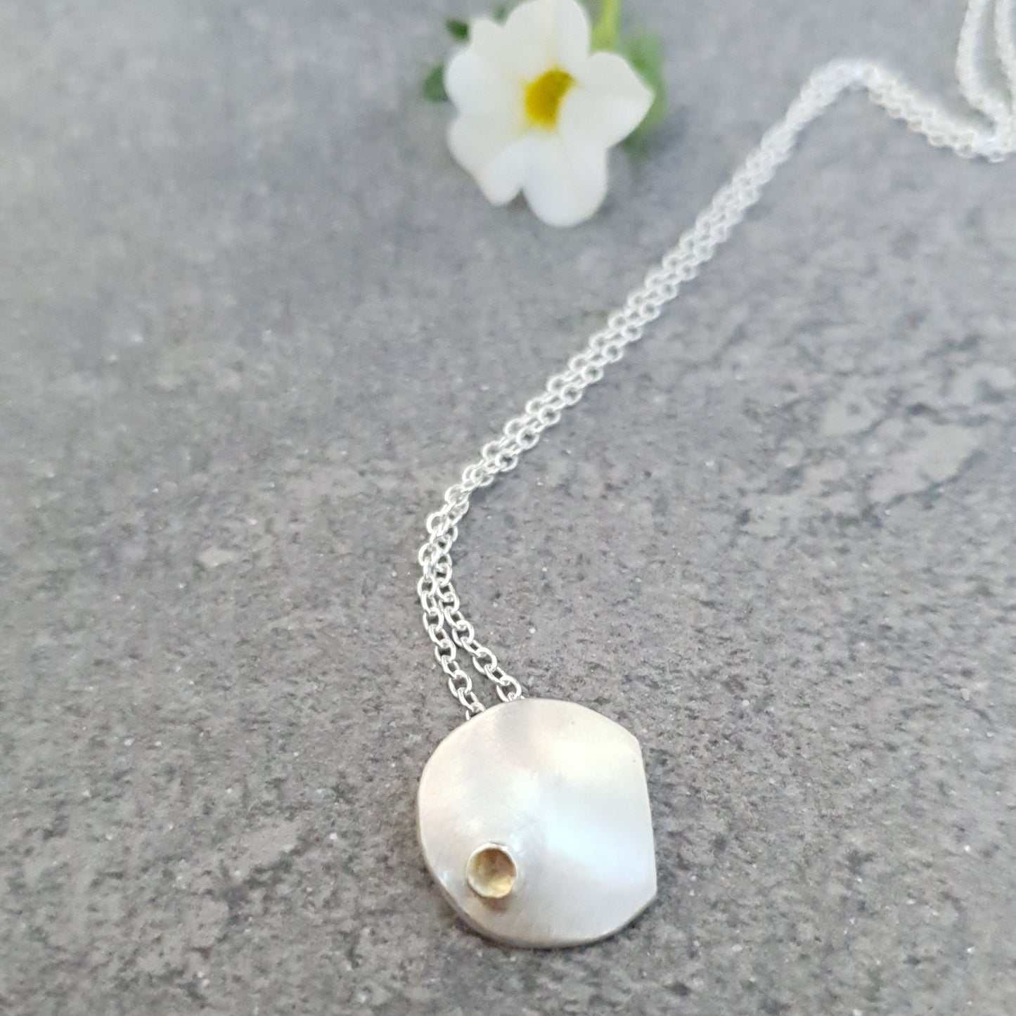 Full Moon / citrine / necklace