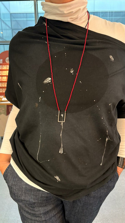What are we keeping in Line / necklace /
