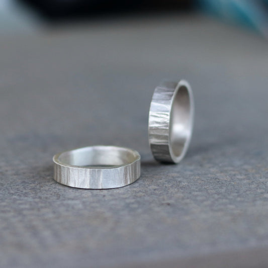 Wedding bands same and simple