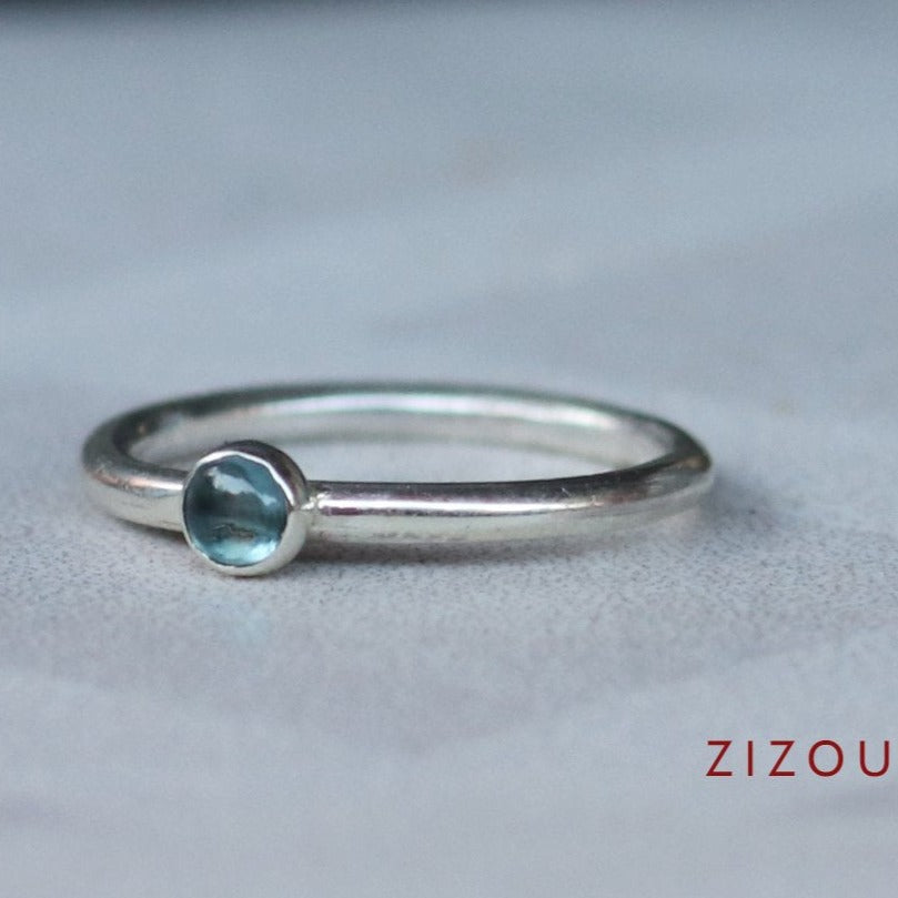 Minimal / TOPAZ / round / ring