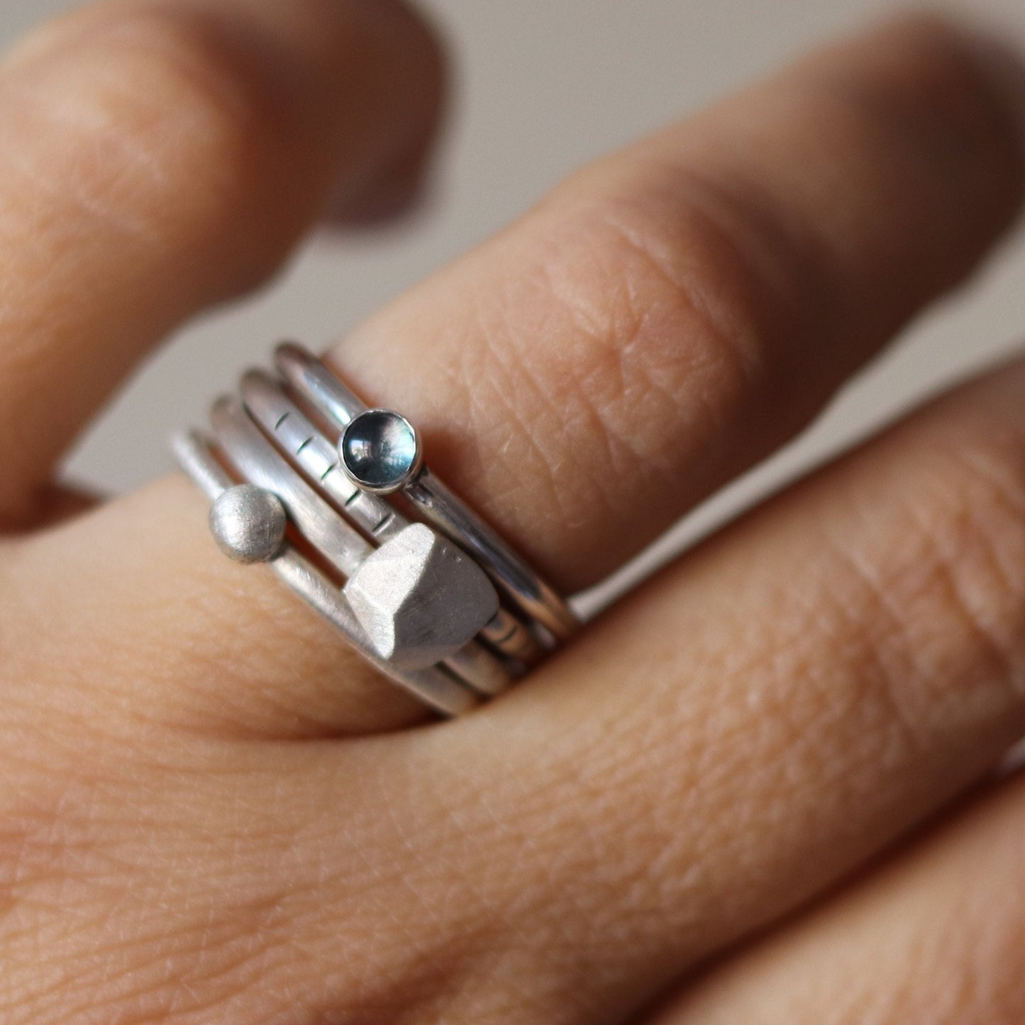 4U1 Spring vibes / topaz / round / ring