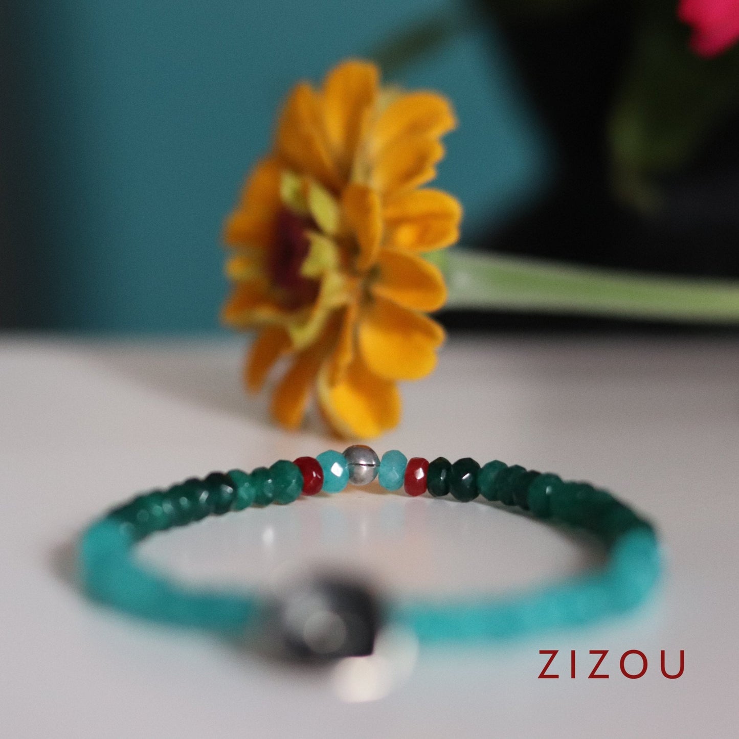 Black flower / elastic bracelet