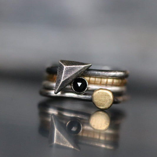 4U1 Escape the ordinary III / ring