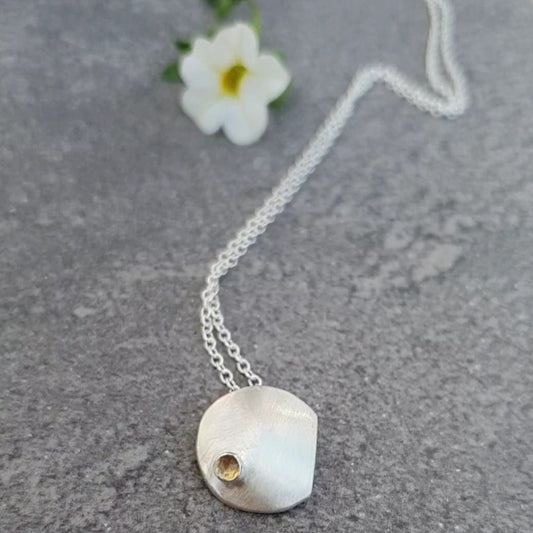 Full Moon / citrine / necklace