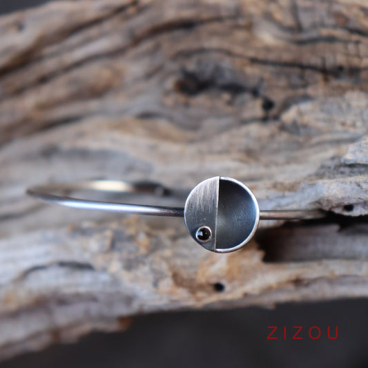 Moon phases/bracelet
