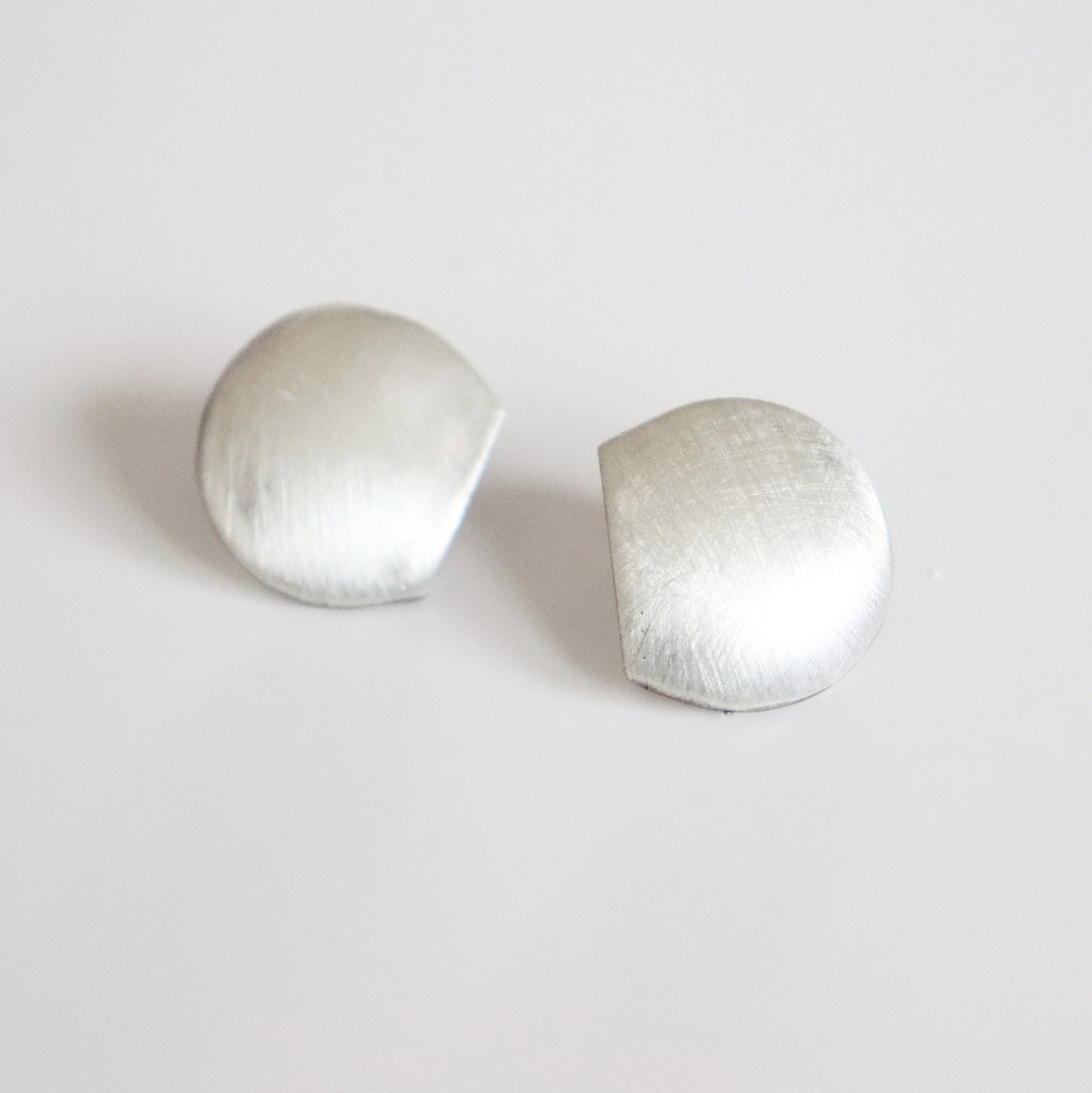 Full Moon / earrings