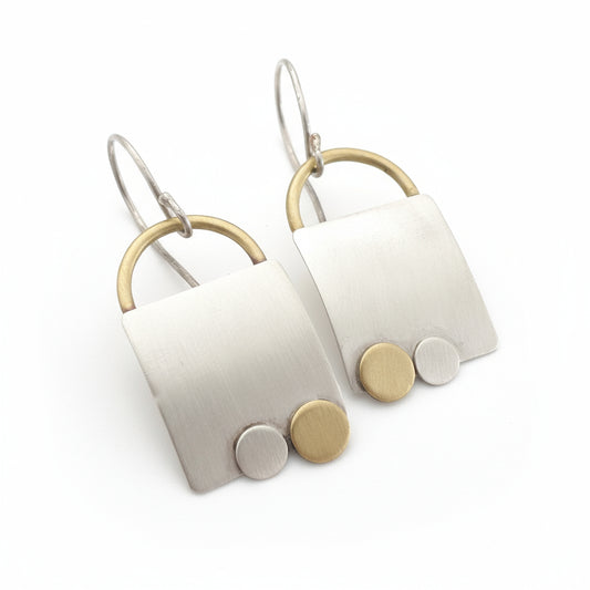 2 dots/earrings