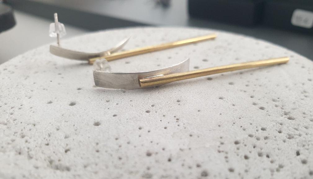 Parallel Grace/ earrings