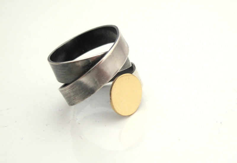 Tattoo / circle / ring