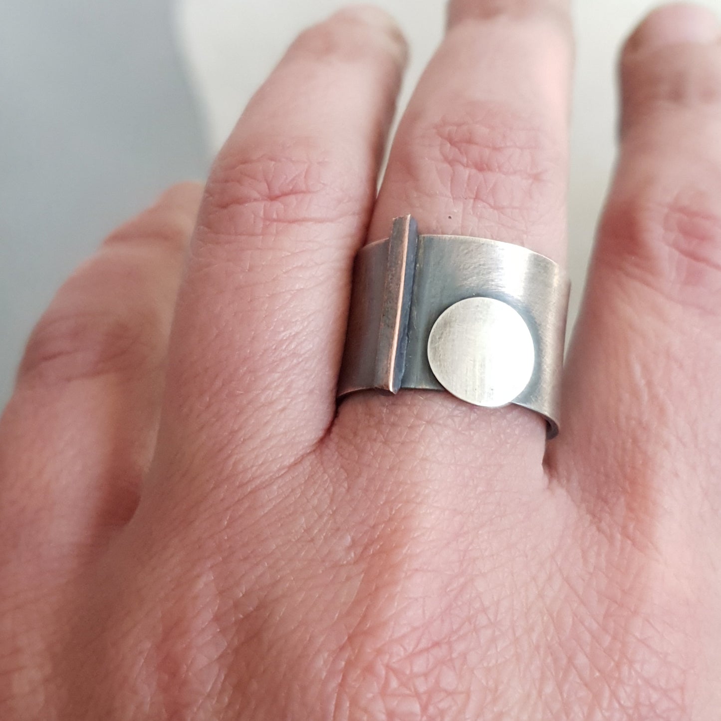 Dot / ring