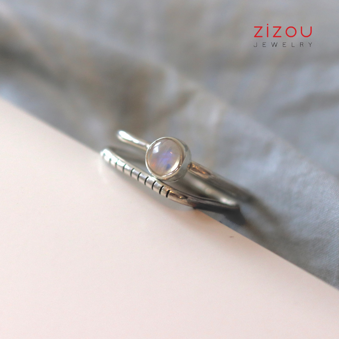2-in-1 Moonstone / Square / Ring