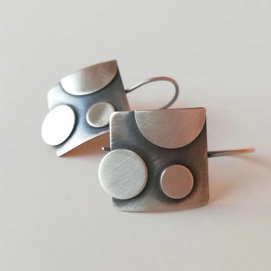 Dots / earrings