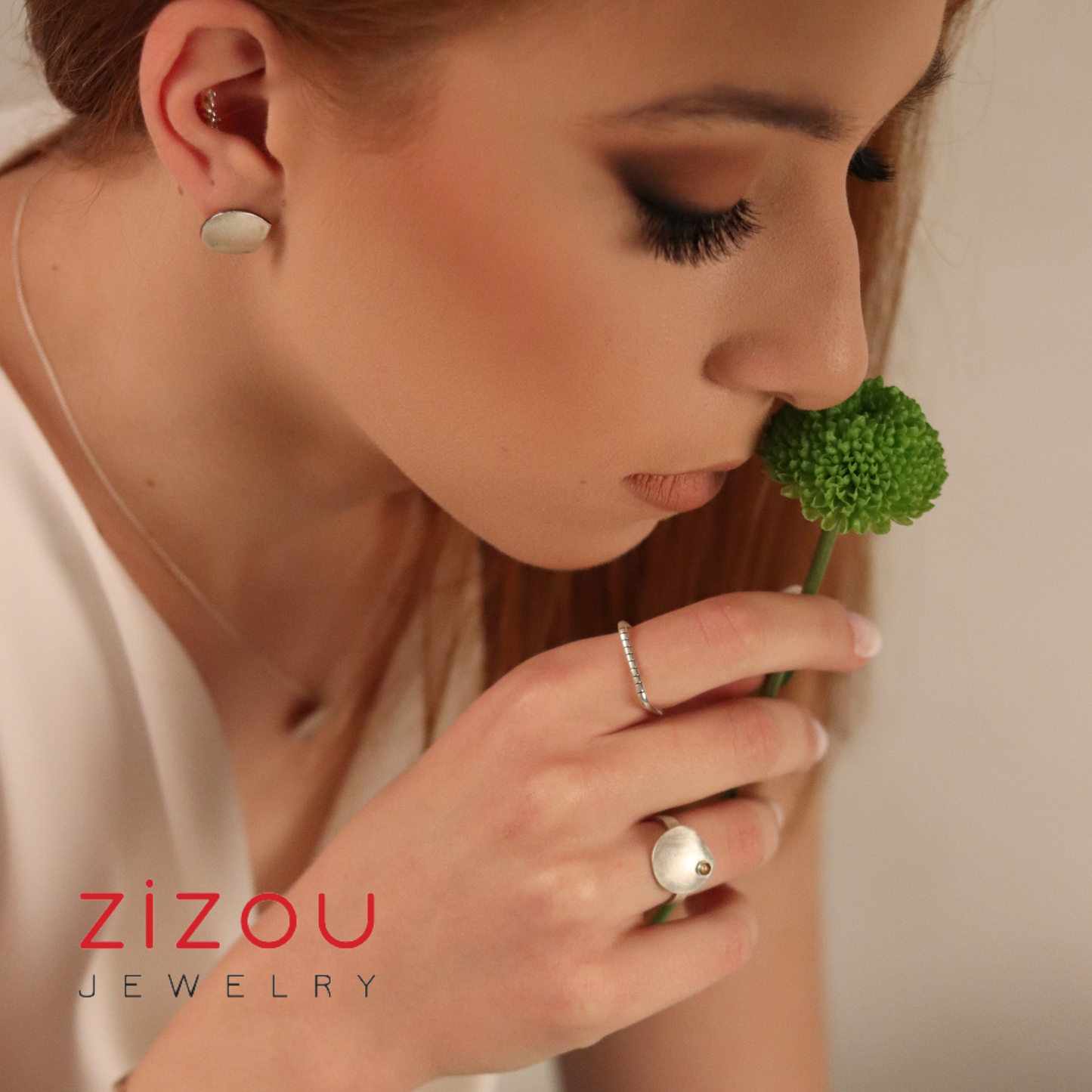 Full Moon / earrings