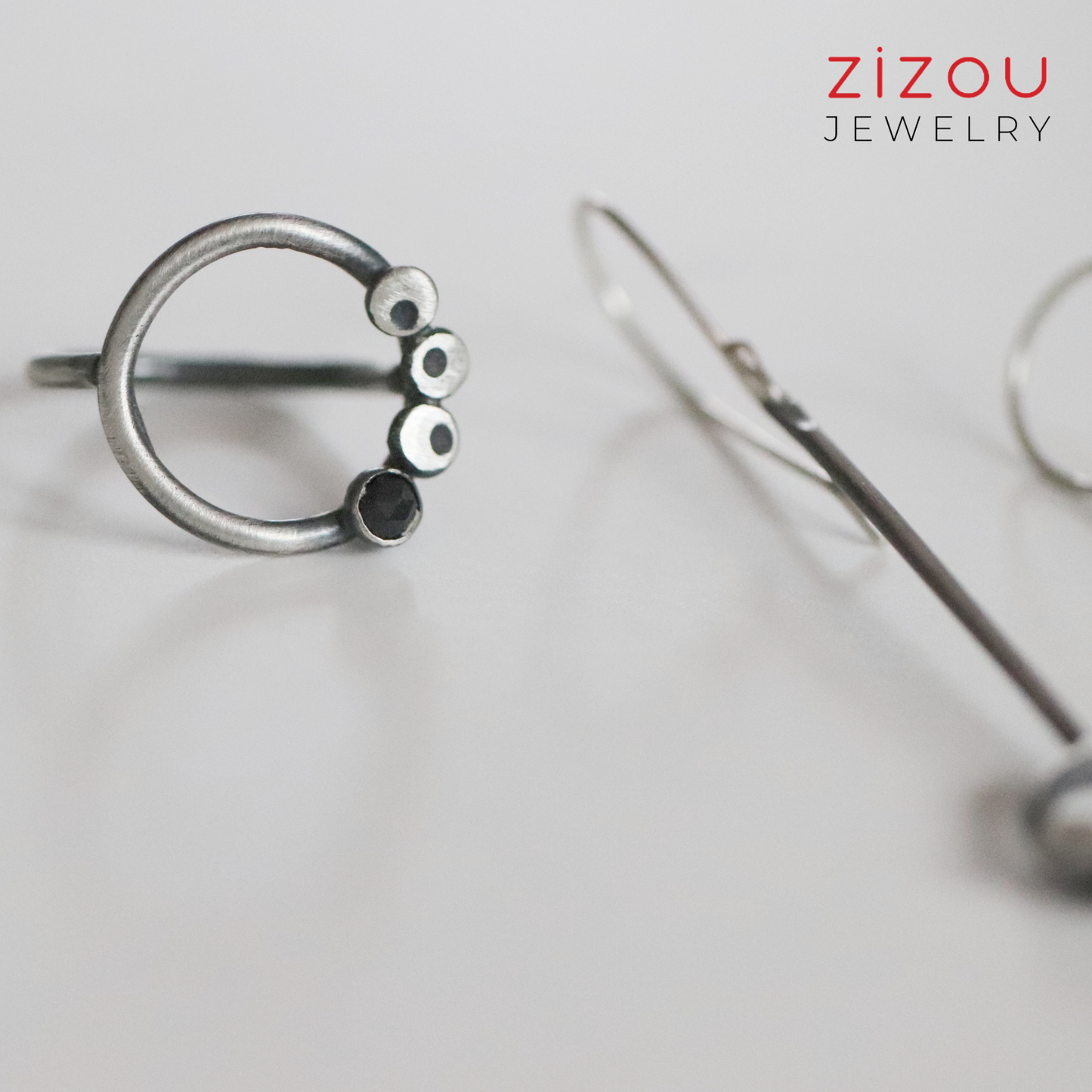 BuBBles / Crni spinel / duga