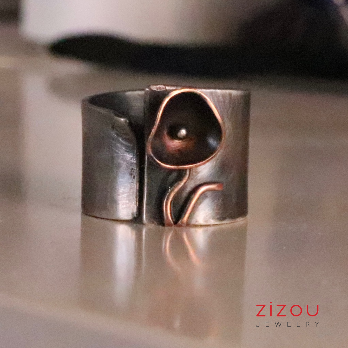 Black flower / metal mix / ring