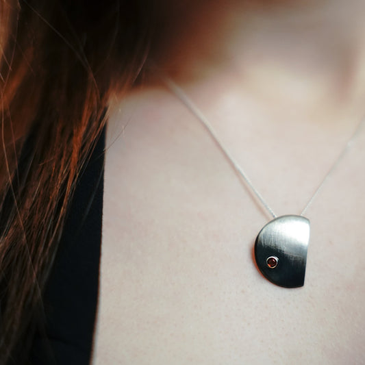 The Moon / garnet / necklace
