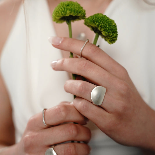 Full Moon / ring