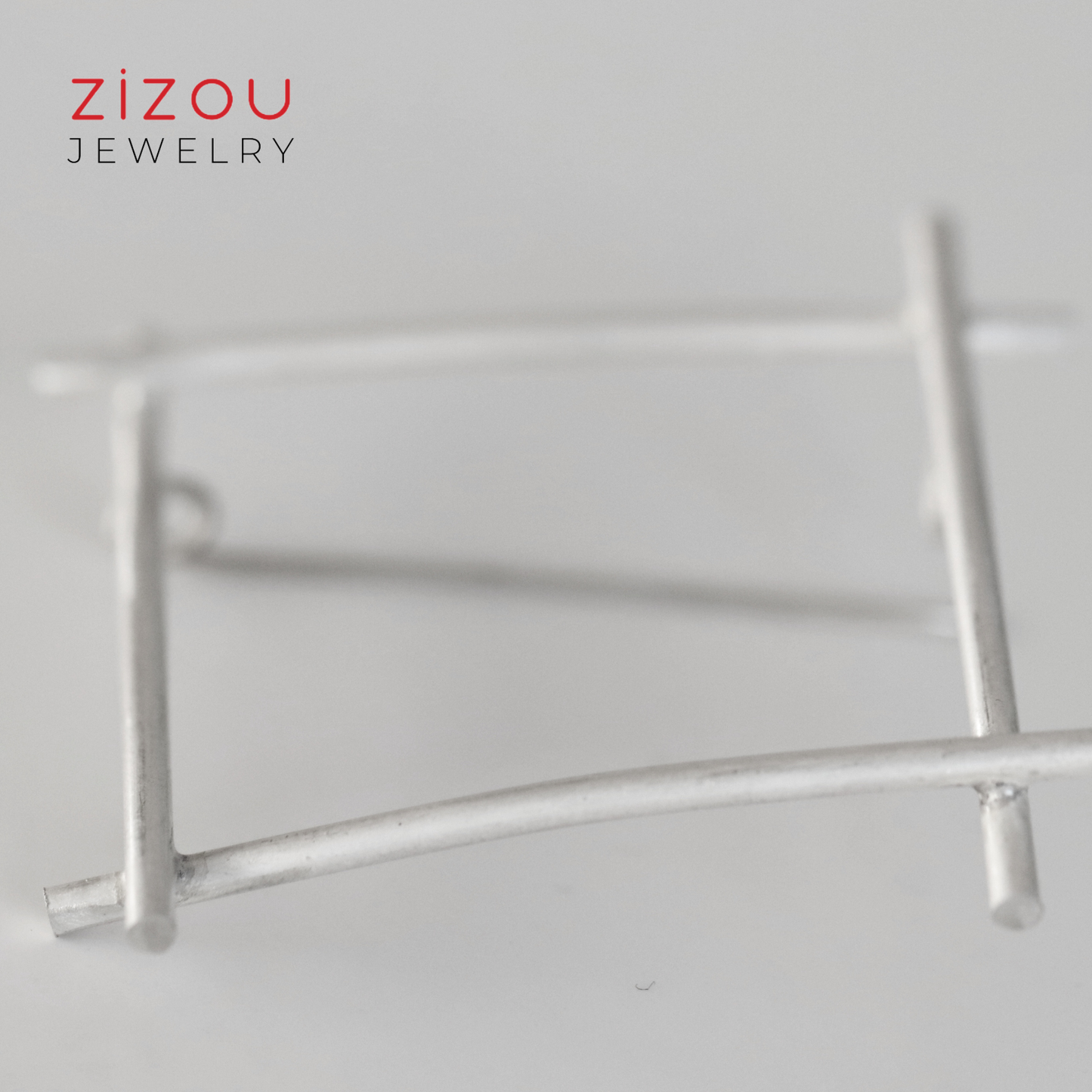 Square brooch