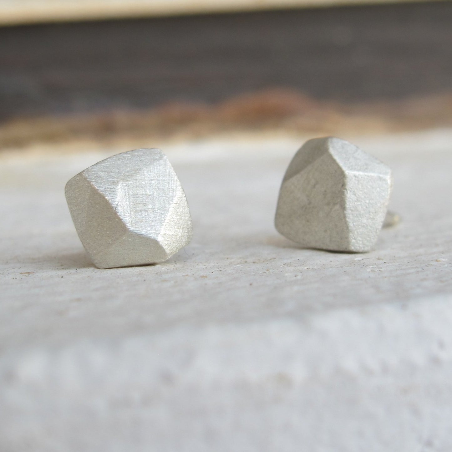Stones M / earrings