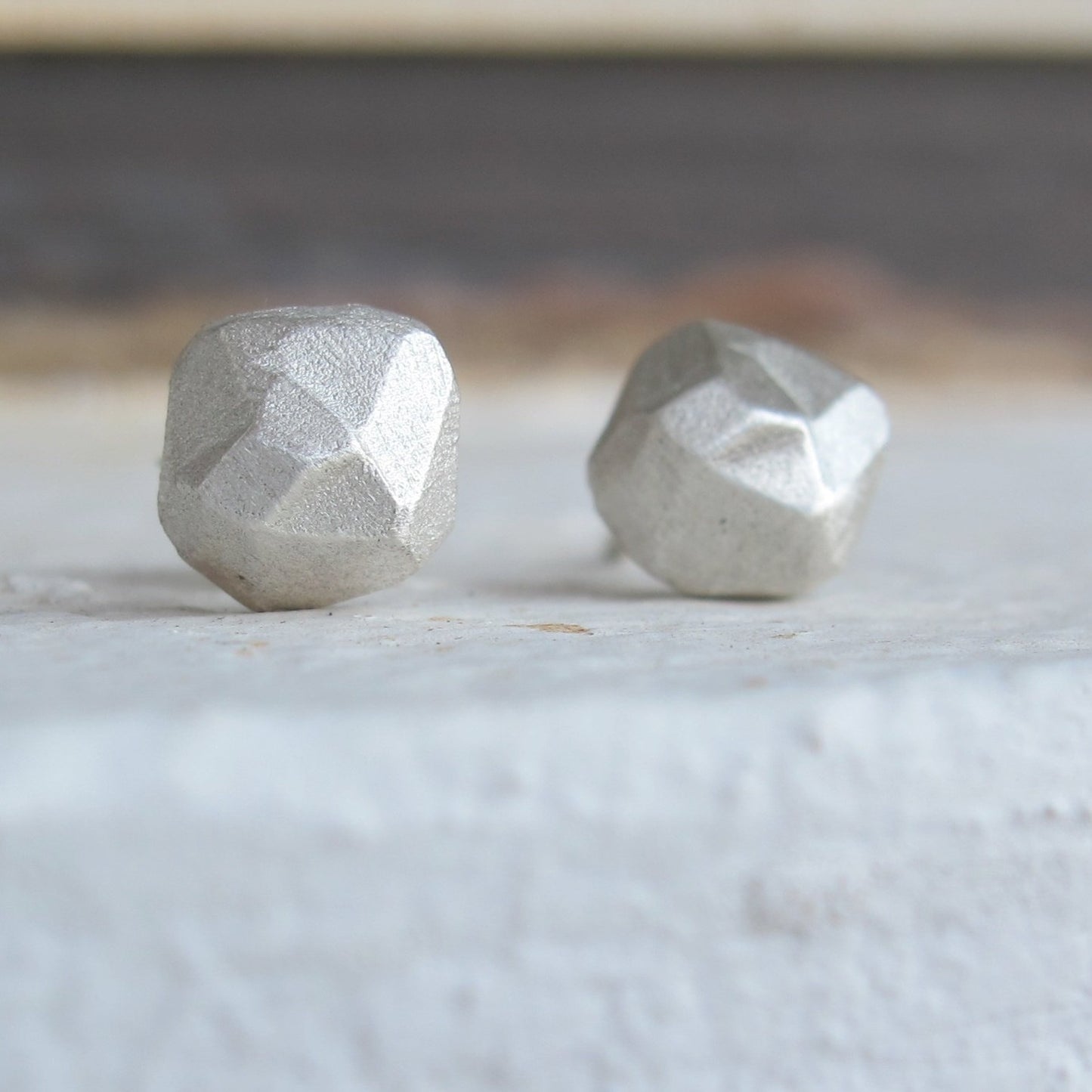 Stones S / earrings