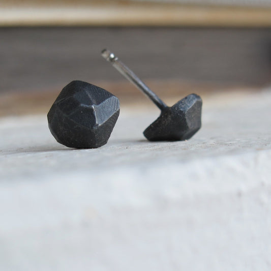 Stones S / Black / earrings
