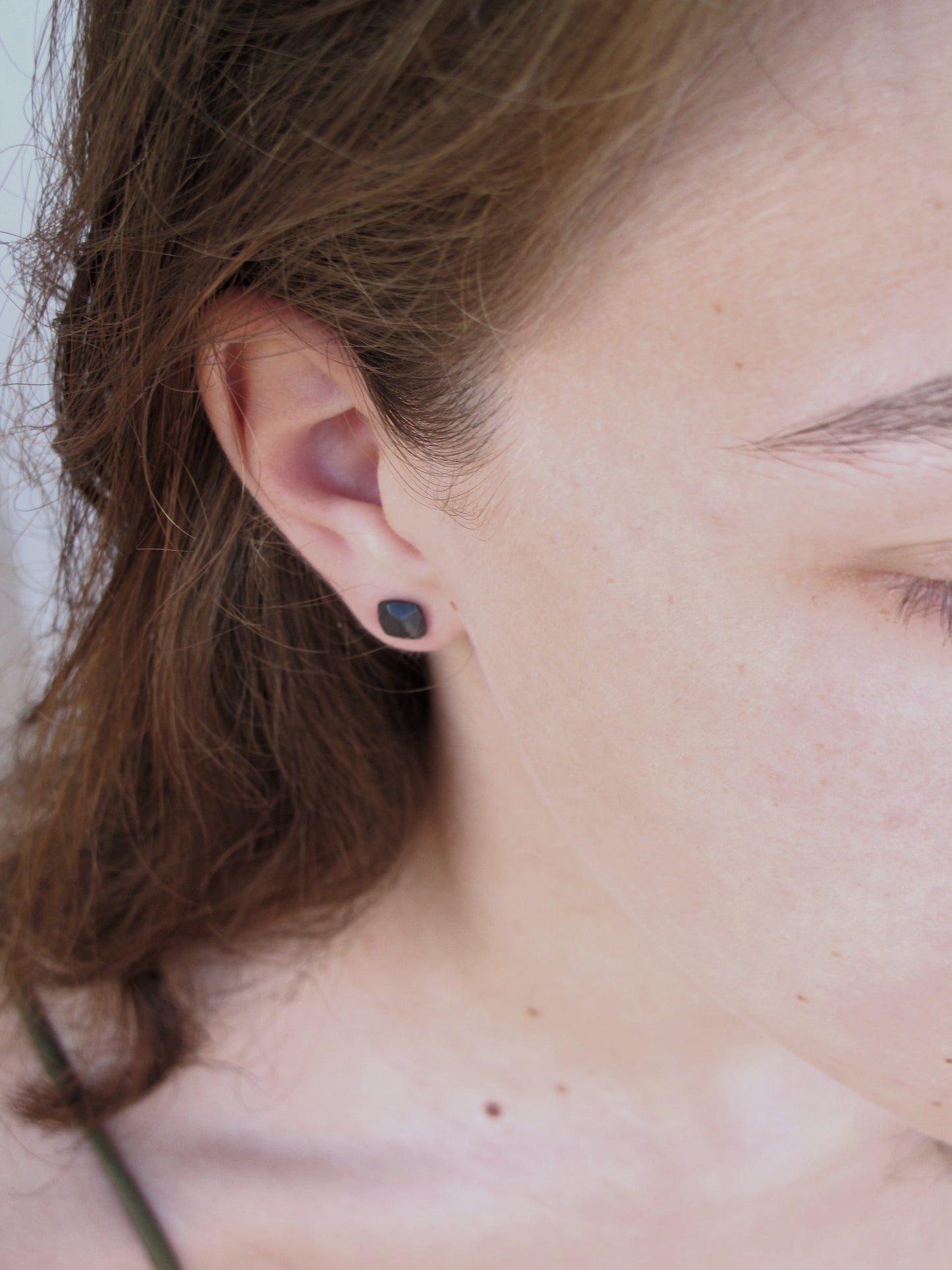 Stones M / Black / earrings