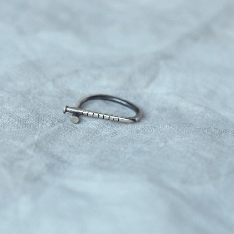 Stripes & Stones fine lines / ring