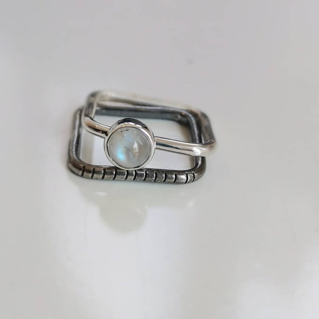 2-in-1 Moonstone / Square / Ring