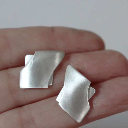 Fragment / earrings