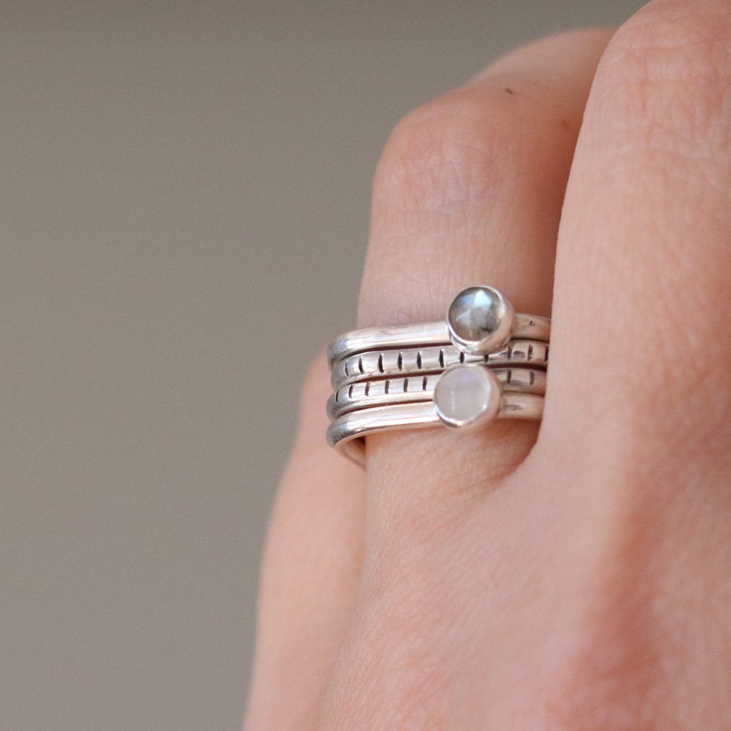 4U1 moonstone and labradorite / square / ring