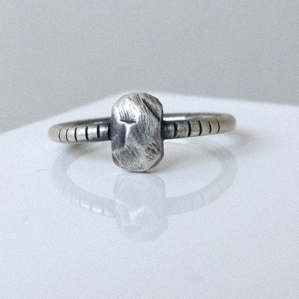 Stripes & Stones / ring