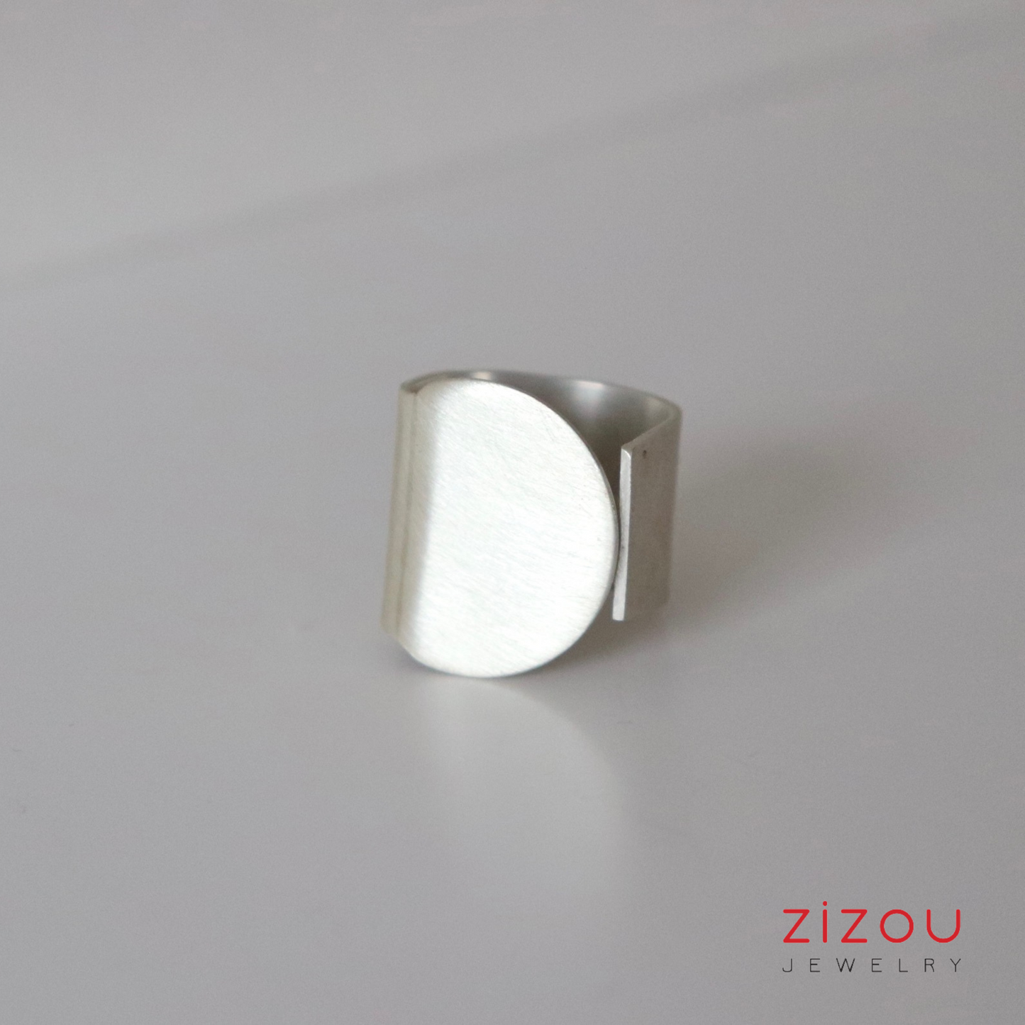 On the Moon / ring