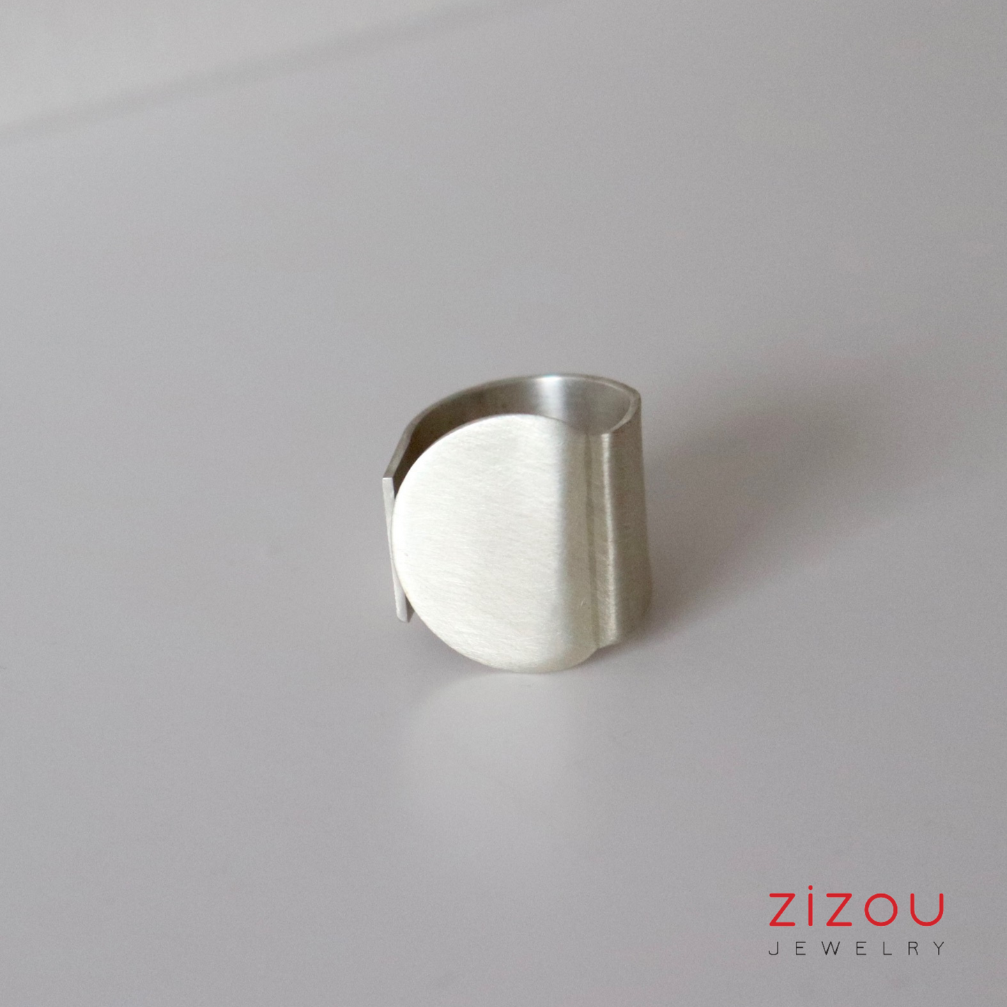On the Moon / ring