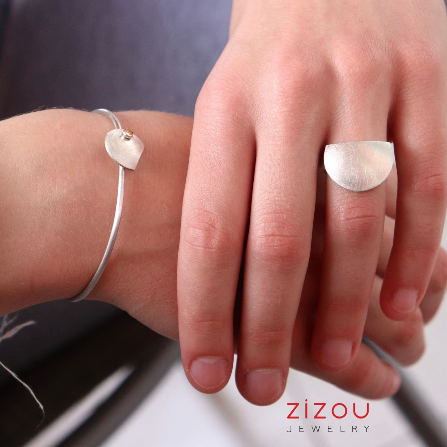 Full Moon / ring