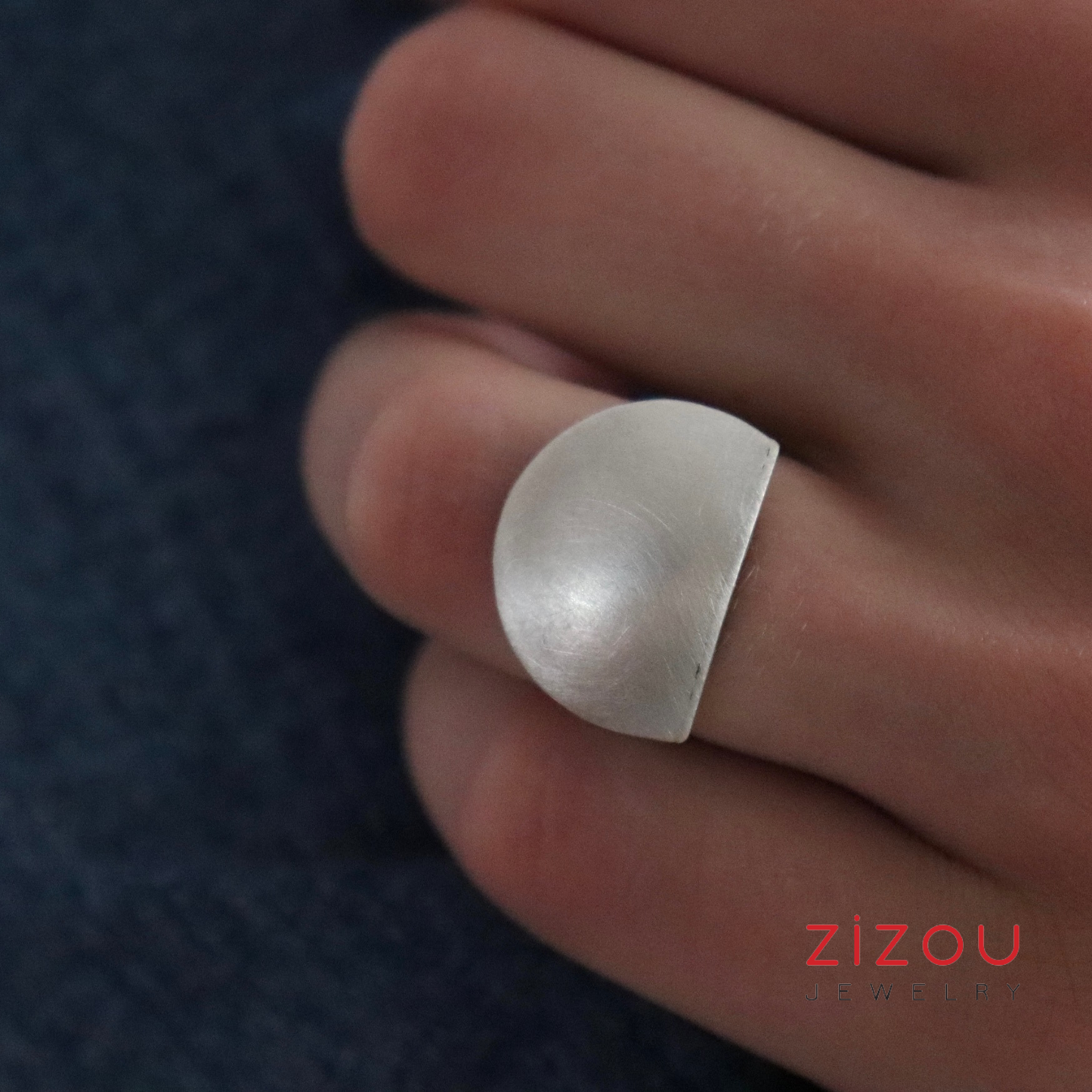 Full Moon / ring