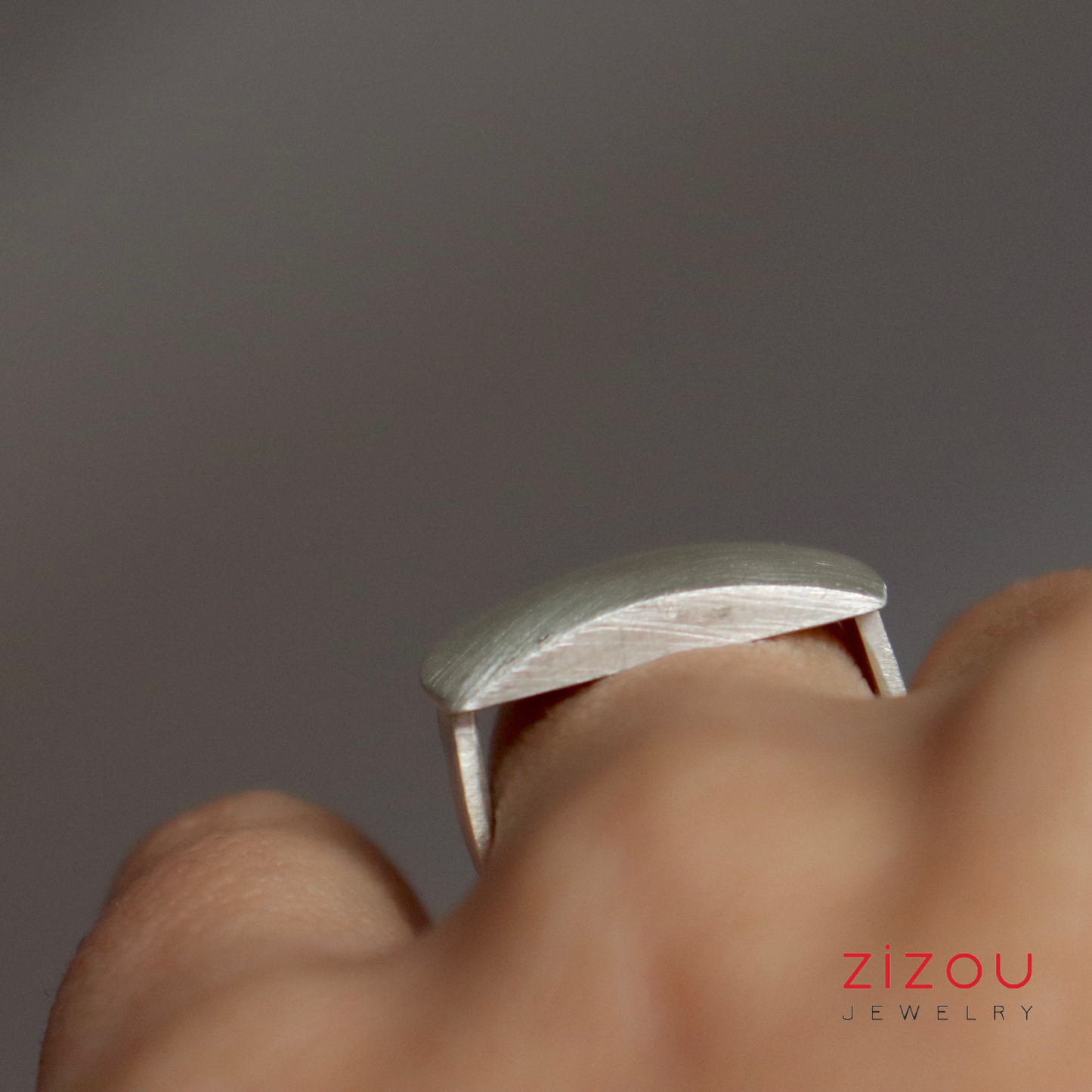 Full Moon / ring