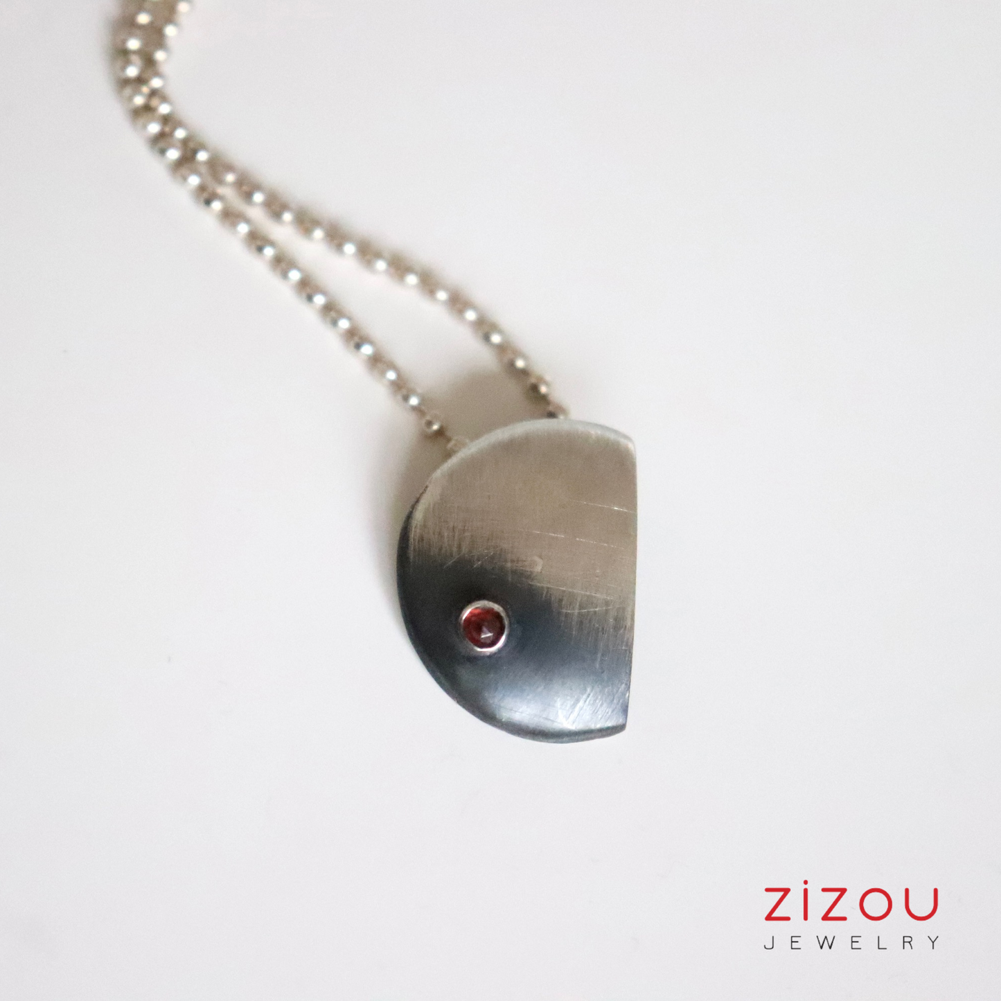 The Moon / garnet / necklace