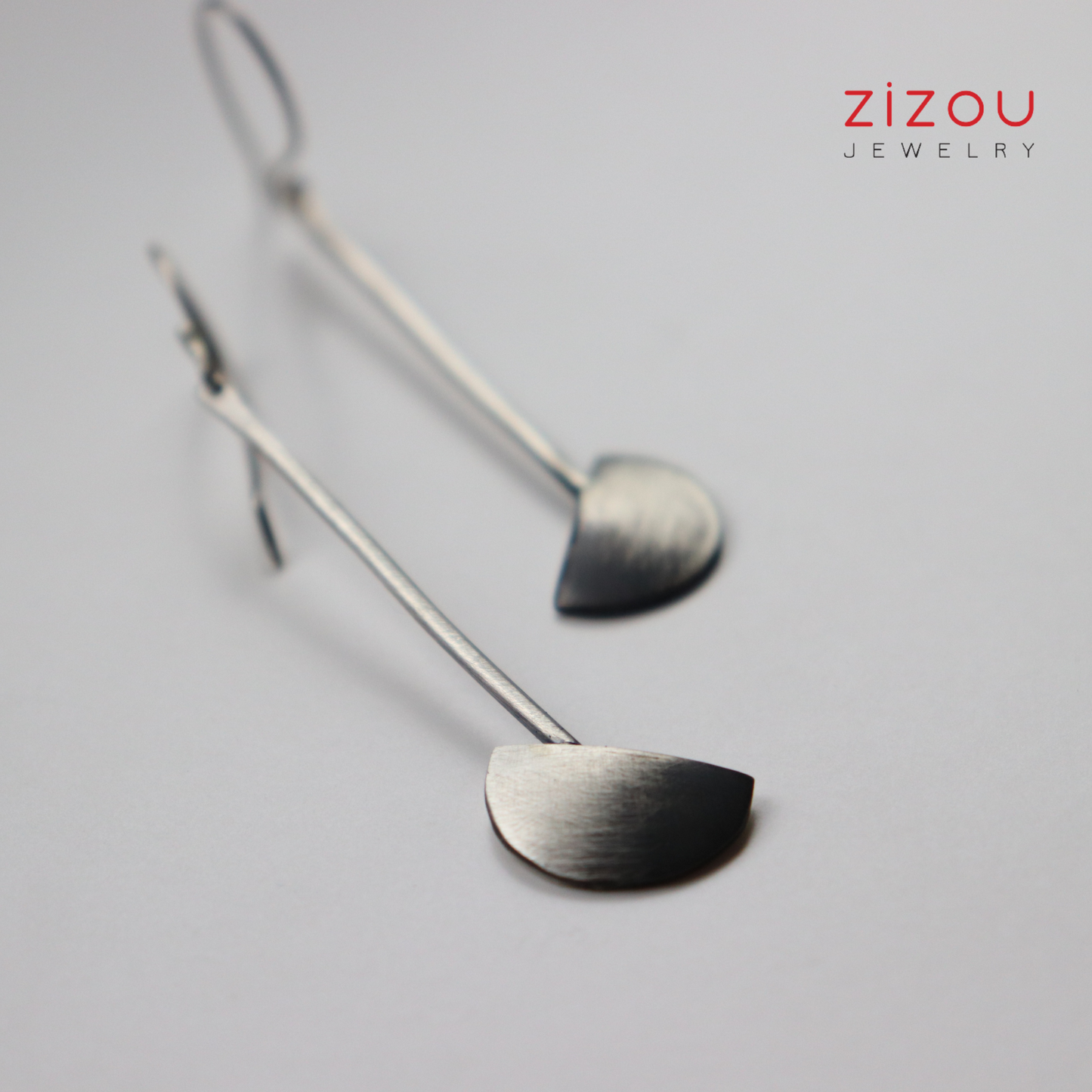 The Moon crescent / earrings