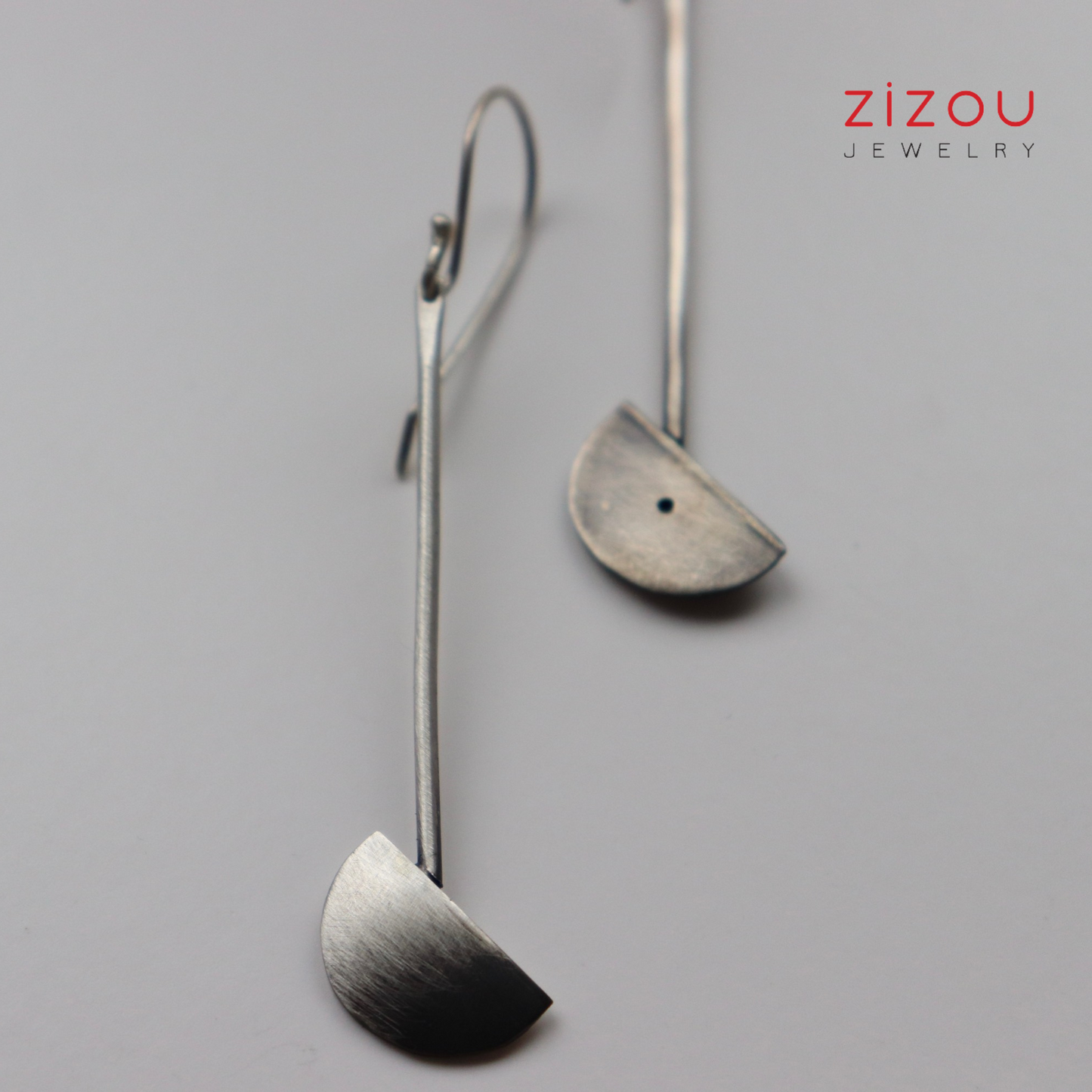 The Moon crescent / earrings