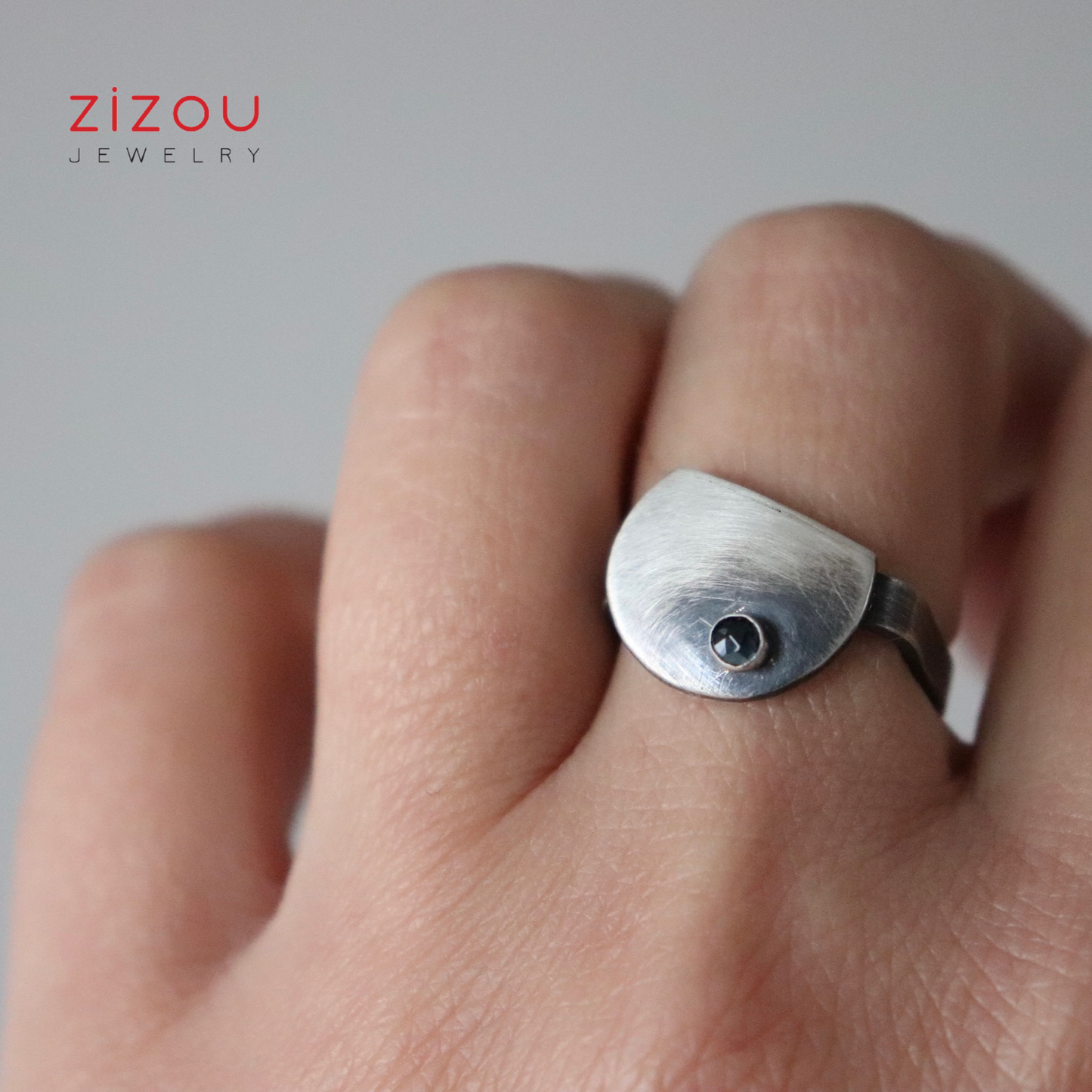 The Moon / topaz / ring