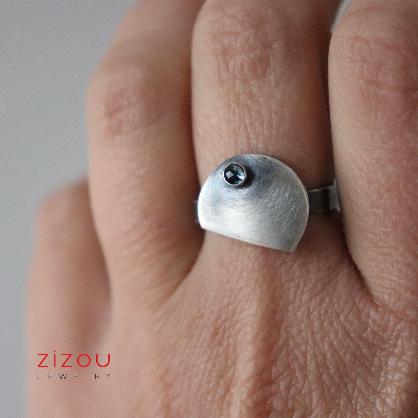 The Moon / topaz / ring